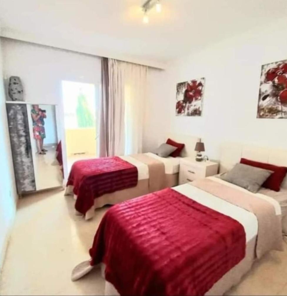 Bedroom, With A Share Bathroom In A Bed And Breakfast Place Málaga Eksteriør billede